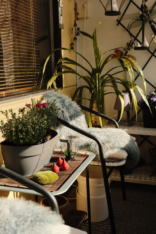 Cum transformi balconul într-un spațiu plăcut pentru relaxare